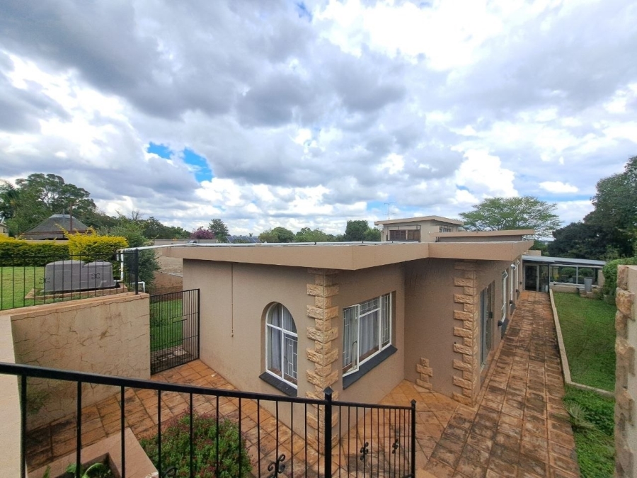 4 Bedroom Property for Sale in Waterkloof Ridge Gauteng