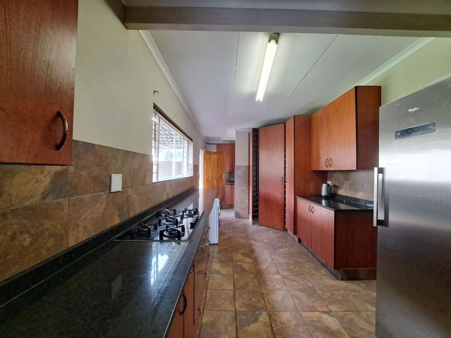 4 Bedroom Property for Sale in Waterkloof Ridge Gauteng