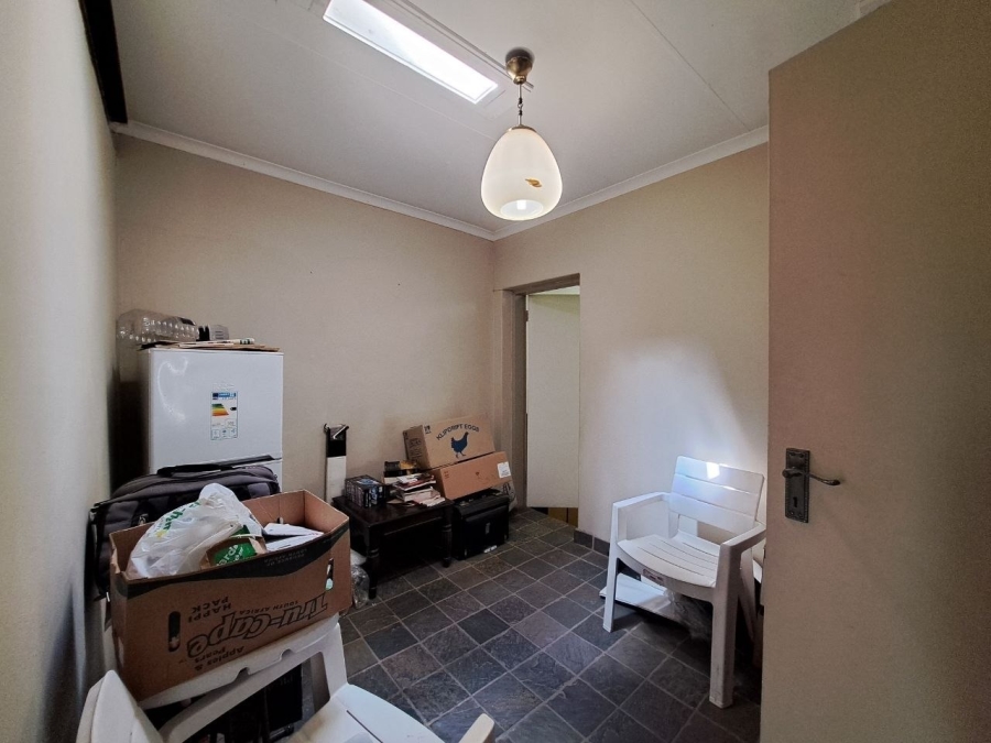 4 Bedroom Property for Sale in Waterkloof Ridge Gauteng
