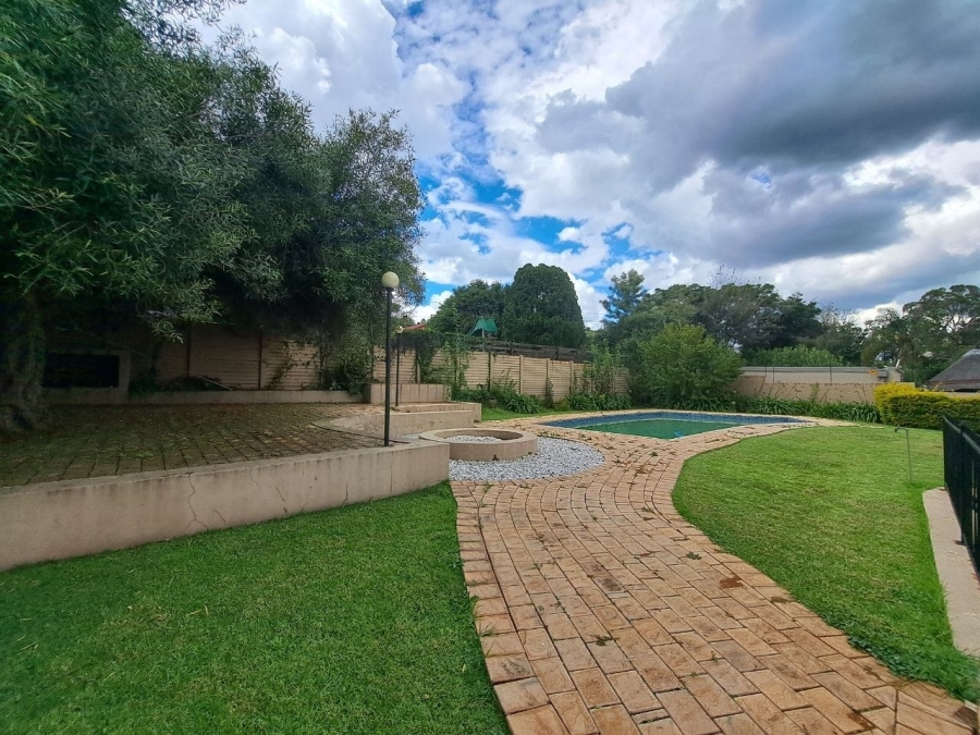 4 Bedroom Property for Sale in Waterkloof Ridge Gauteng