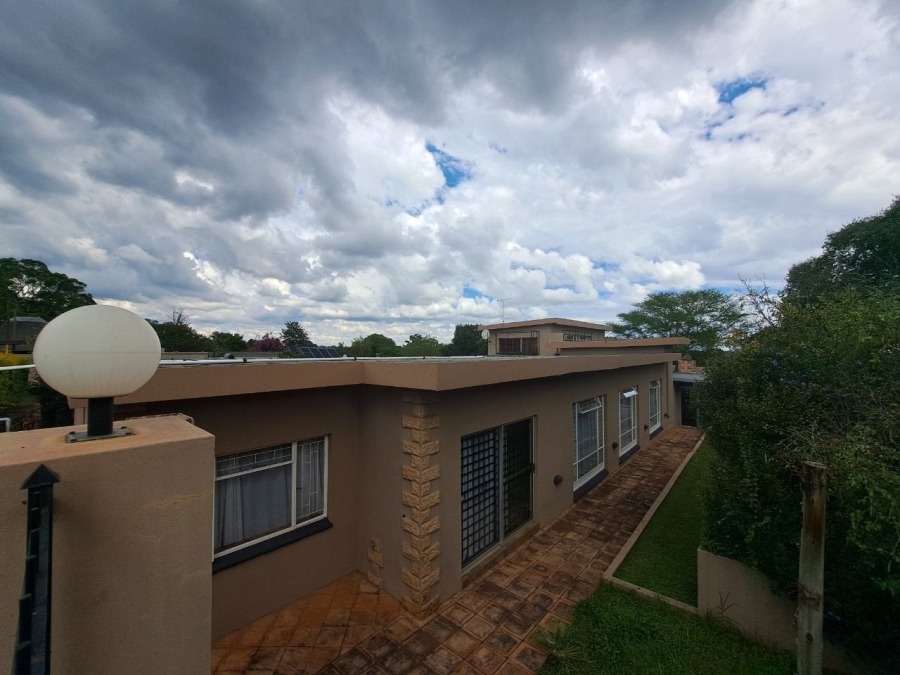 4 Bedroom Property for Sale in Waterkloof Ridge Gauteng