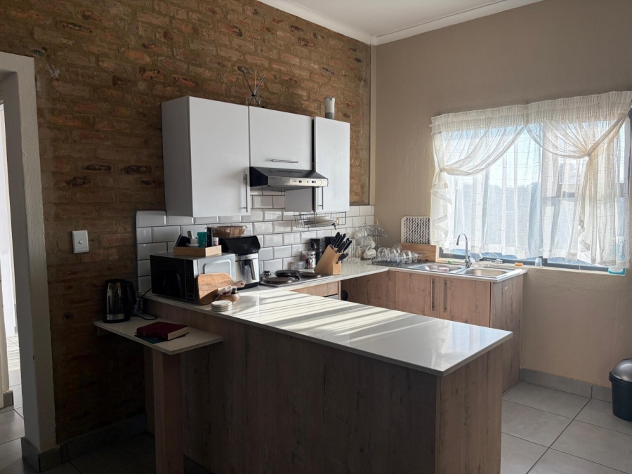 2 Bedroom Property for Sale in Pomona Gauteng