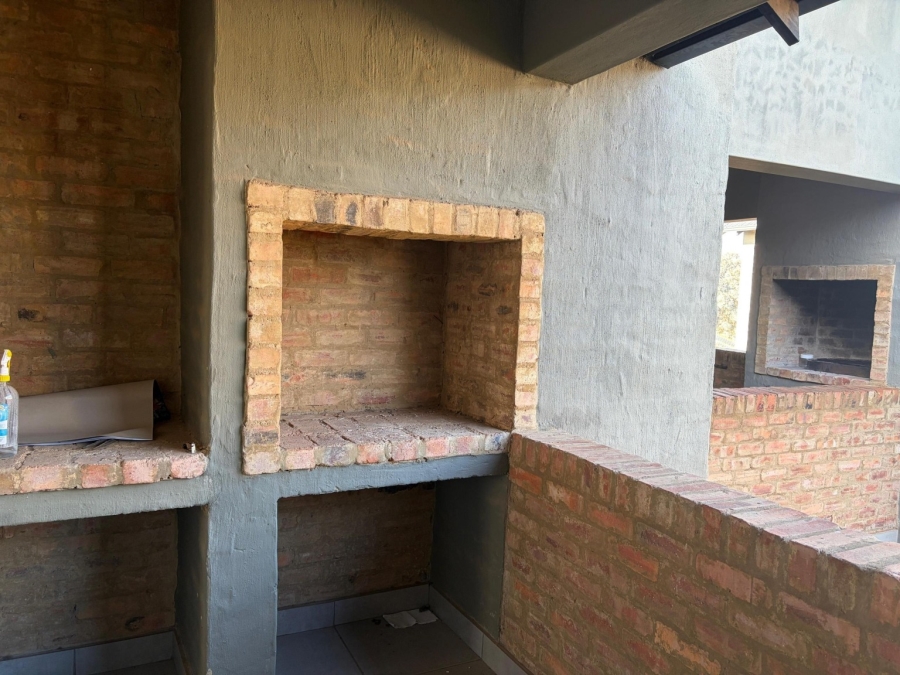 2 Bedroom Property for Sale in Pomona Gauteng