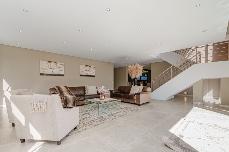 4 Bedroom Property for Sale in Cedar Creek Gauteng