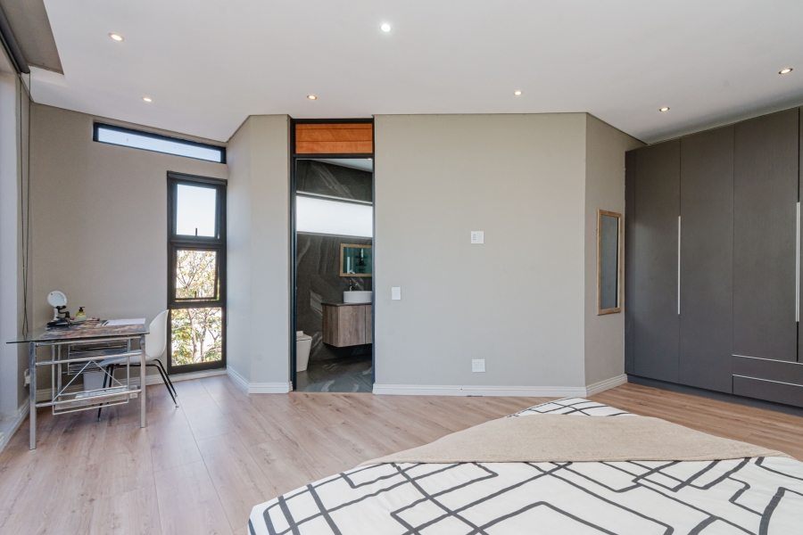 4 Bedroom Property for Sale in Cedar Creek Gauteng