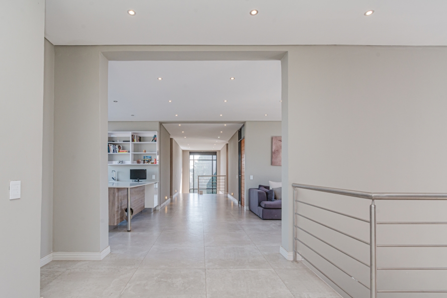 4 Bedroom Property for Sale in Cedar Creek Gauteng