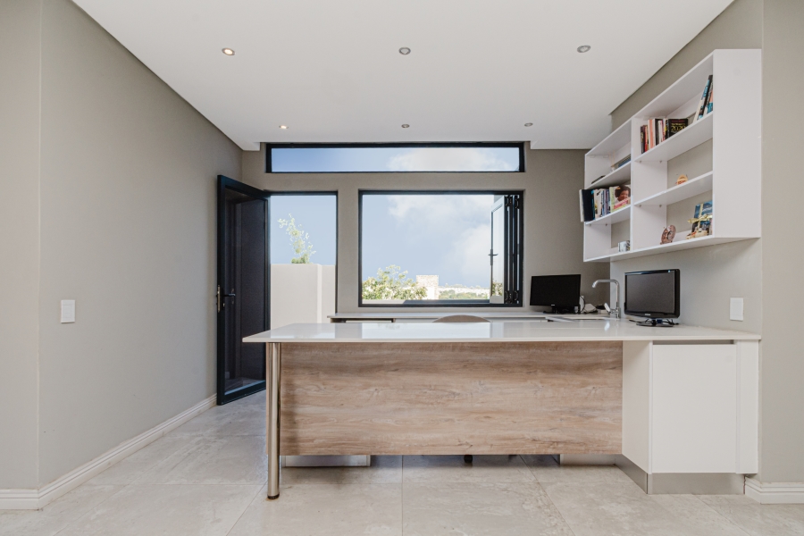 4 Bedroom Property for Sale in Cedar Creek Gauteng