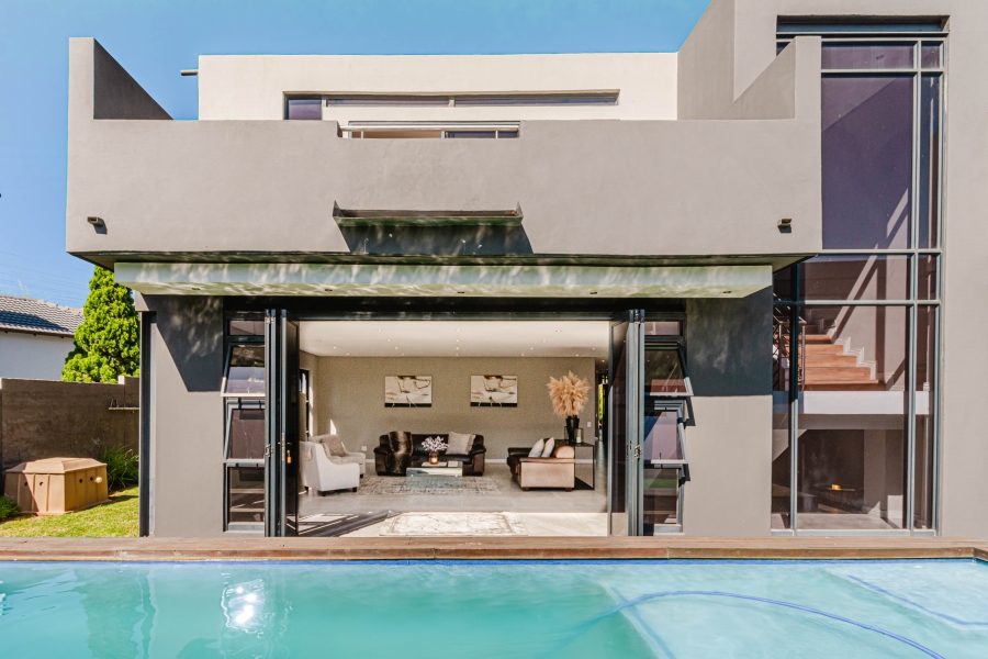 4 Bedroom Property for Sale in Cedar Creek Gauteng