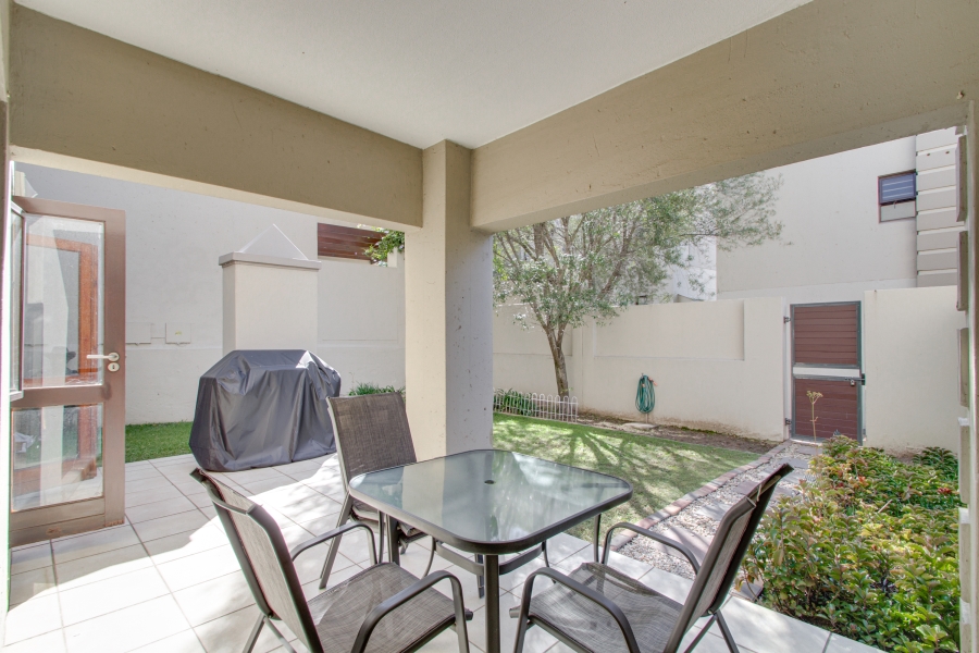 1 Bedroom Property for Sale in Fourways Gauteng