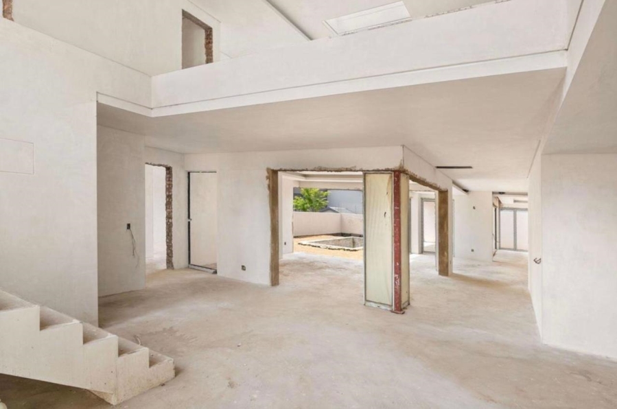 6 Bedroom Property for Sale in Bryanston Gauteng