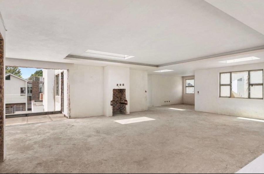 6 Bedroom Property for Sale in Bryanston Gauteng
