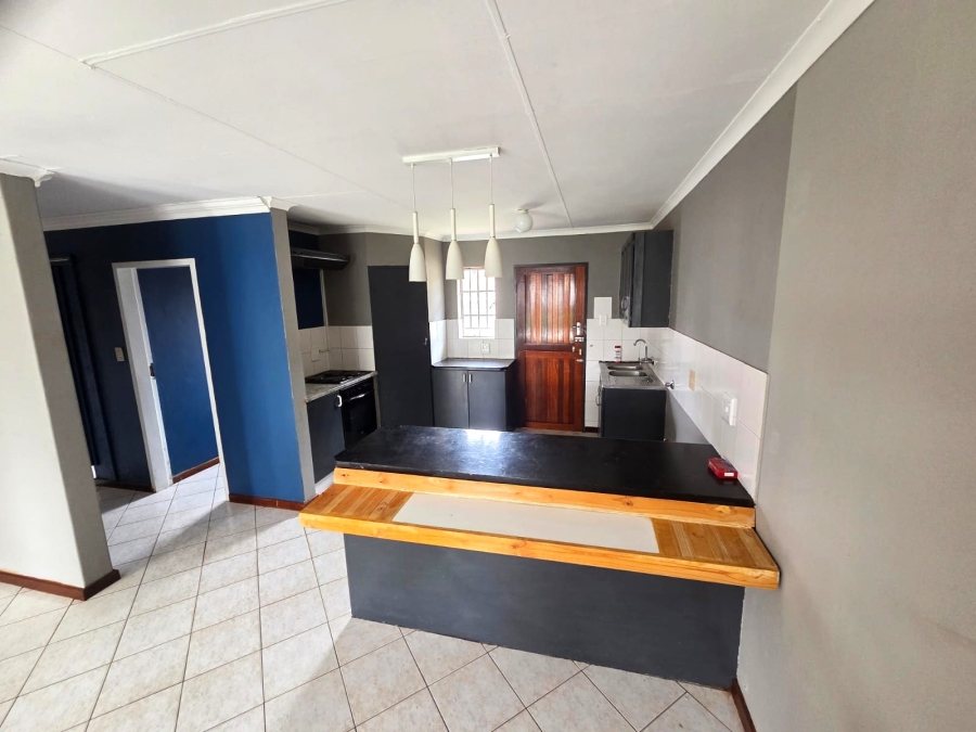 2 Bedroom Property for Sale in Theresa Park Gauteng