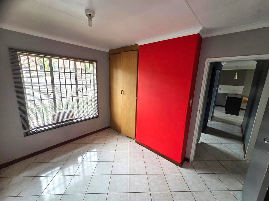 2 Bedroom Property for Sale in Theresa Park Gauteng