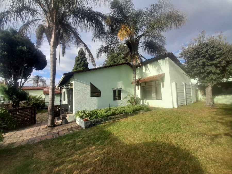 To Let 2 Bedroom Property for Rent in Randpark Ridge Gauteng