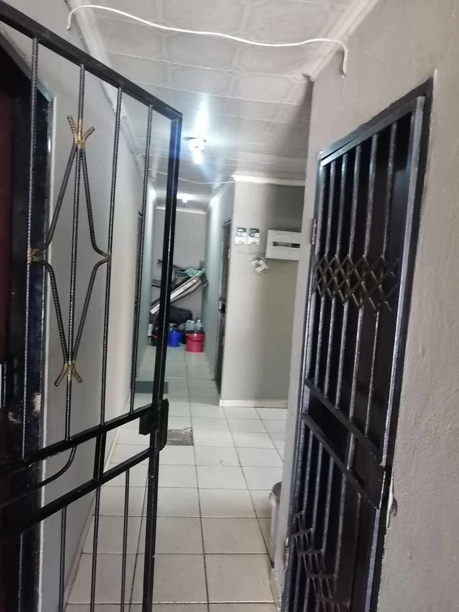 15 Bedroom Property for Sale in Kaalfontein Gauteng