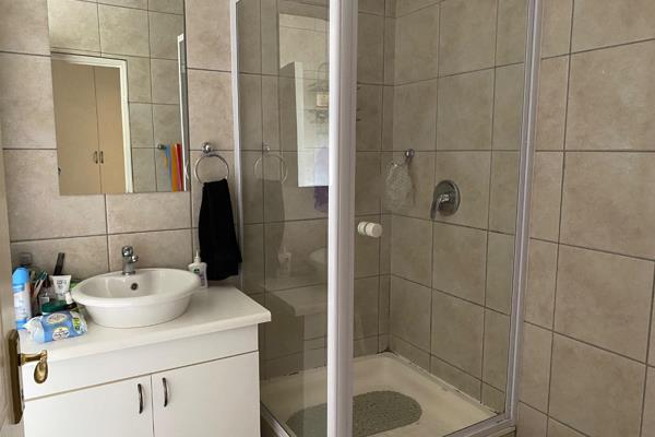 3 Bedroom Property for Sale in Fairland Gauteng