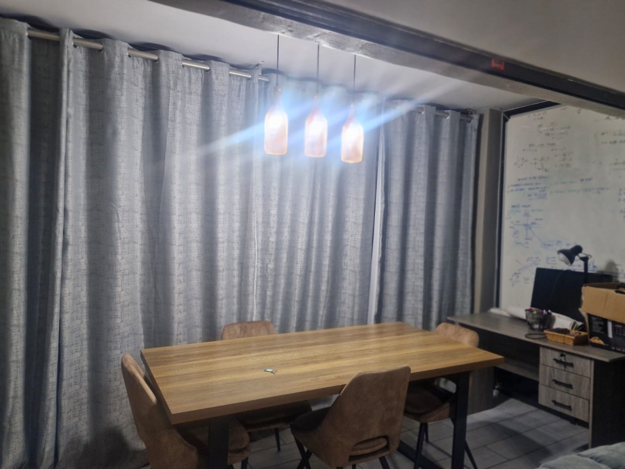 To Let 3 Bedroom Property for Rent in Sonneveld Gauteng