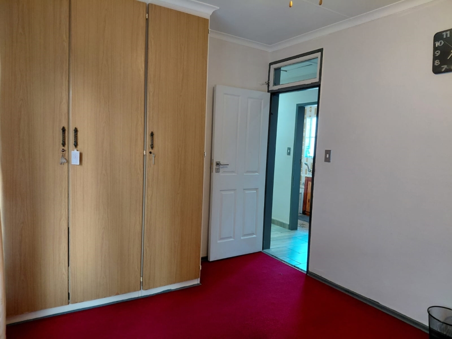 5 Bedroom Property for Sale in Actonville Gauteng