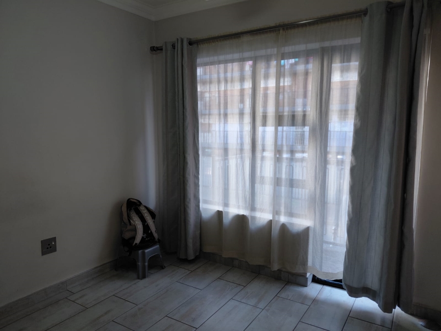 5 Bedroom Property for Sale in Actonville Gauteng