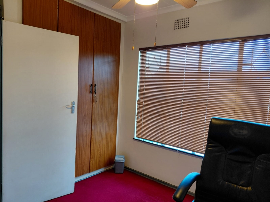 5 Bedroom Property for Sale in Actonville Gauteng