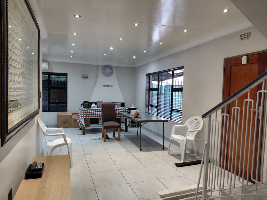 5 Bedroom Property for Sale in Actonville Gauteng