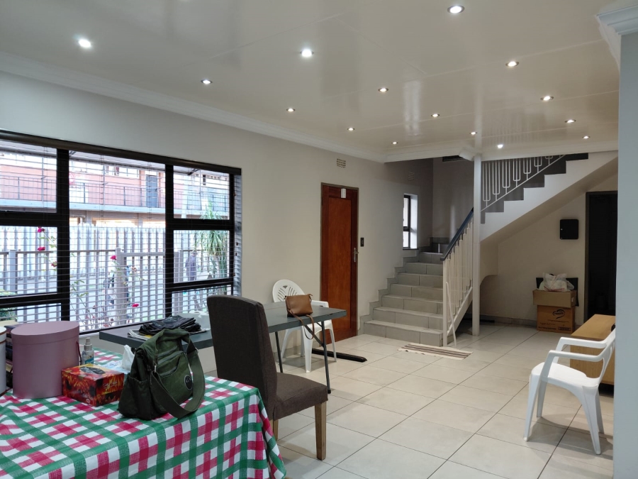 5 Bedroom Property for Sale in Actonville Gauteng