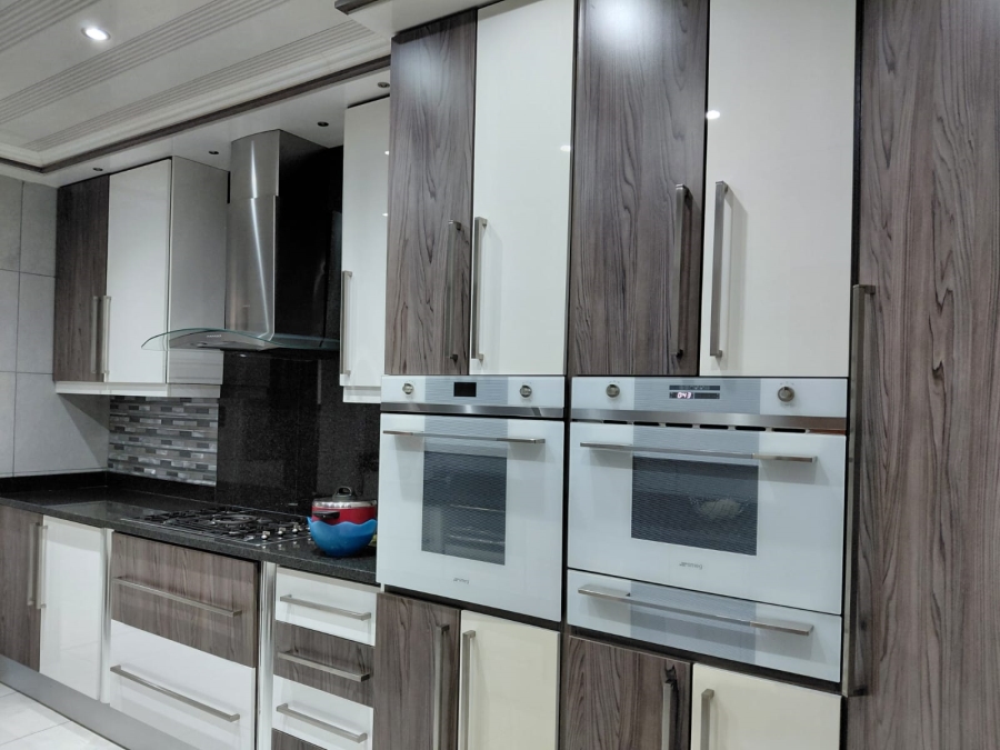 5 Bedroom Property for Sale in Actonville Gauteng