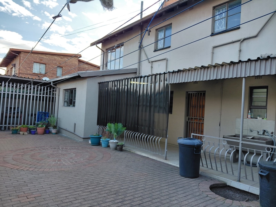 5 Bedroom Property for Sale in Actonville Gauteng