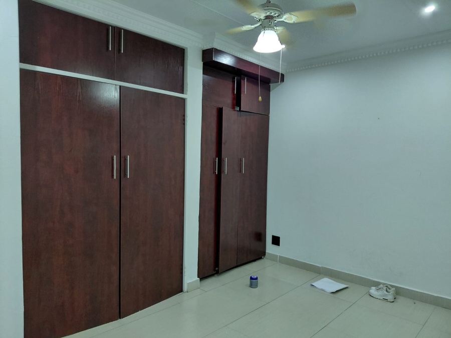 5 Bedroom Property for Sale in Actonville Gauteng