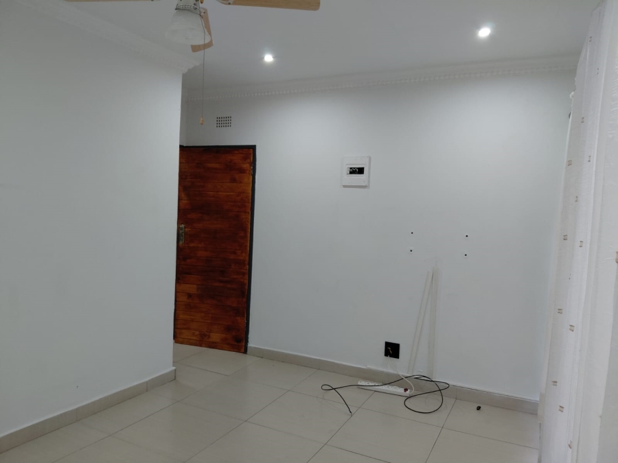5 Bedroom Property for Sale in Actonville Gauteng