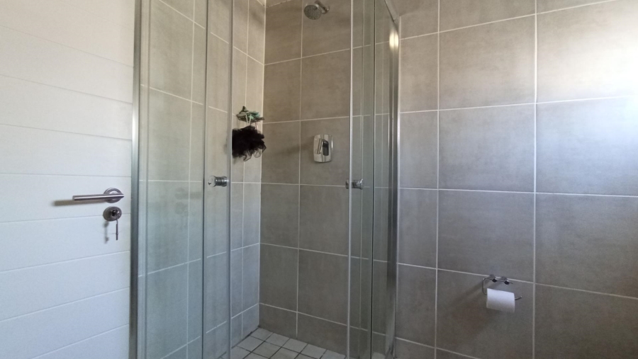 1 Bedroom Property for Sale in Linbro Park Gauteng