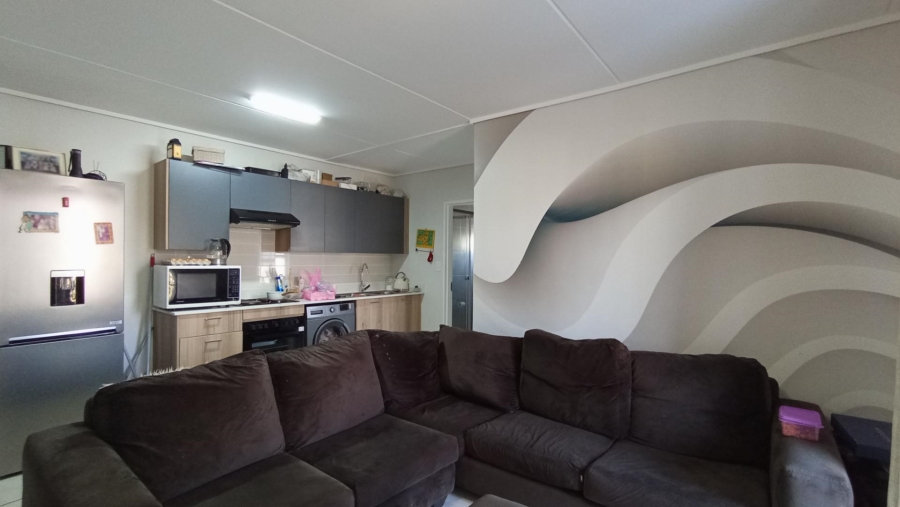 1 Bedroom Property for Sale in Linbro Park Gauteng