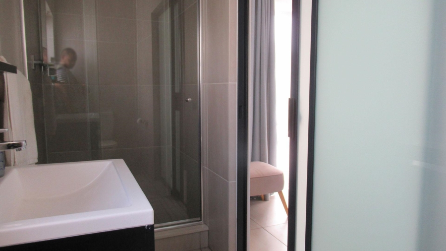 2 Bedroom Property for Sale in Greenstone Hill Gauteng