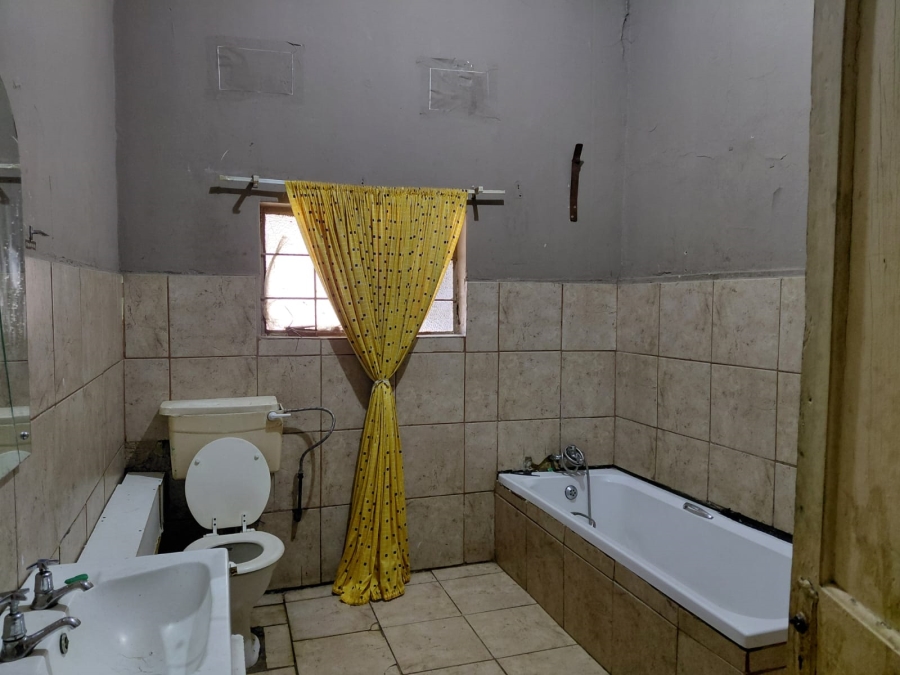 2 Bedroom Property for Sale in Brakpan Central Gauteng