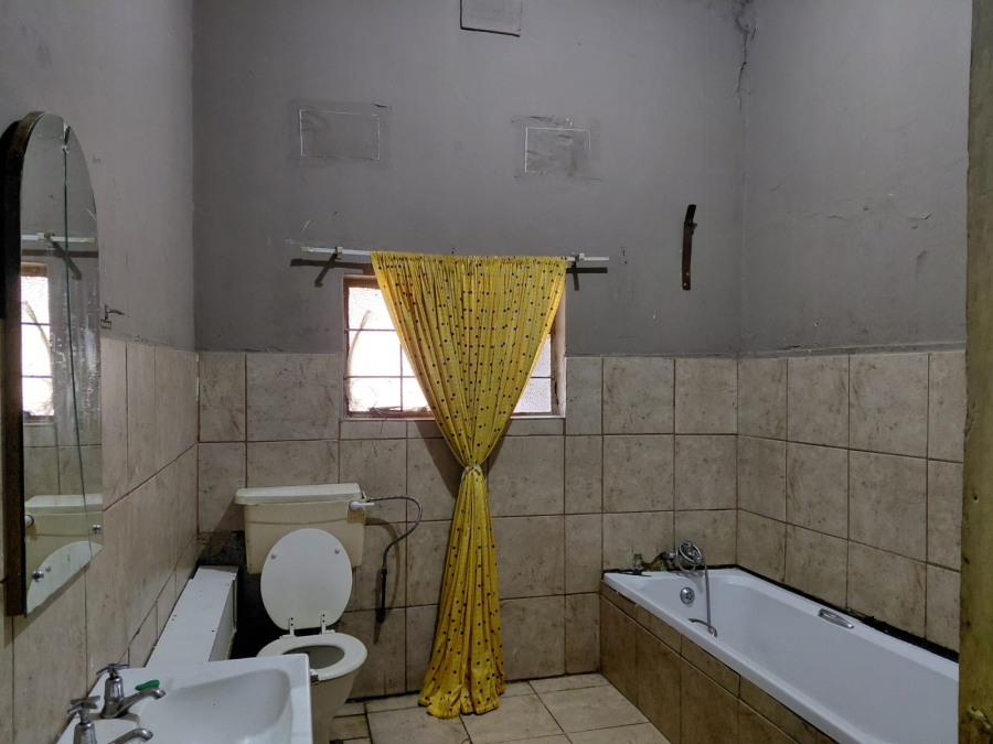 2 Bedroom Property for Sale in Brakpan Central Gauteng