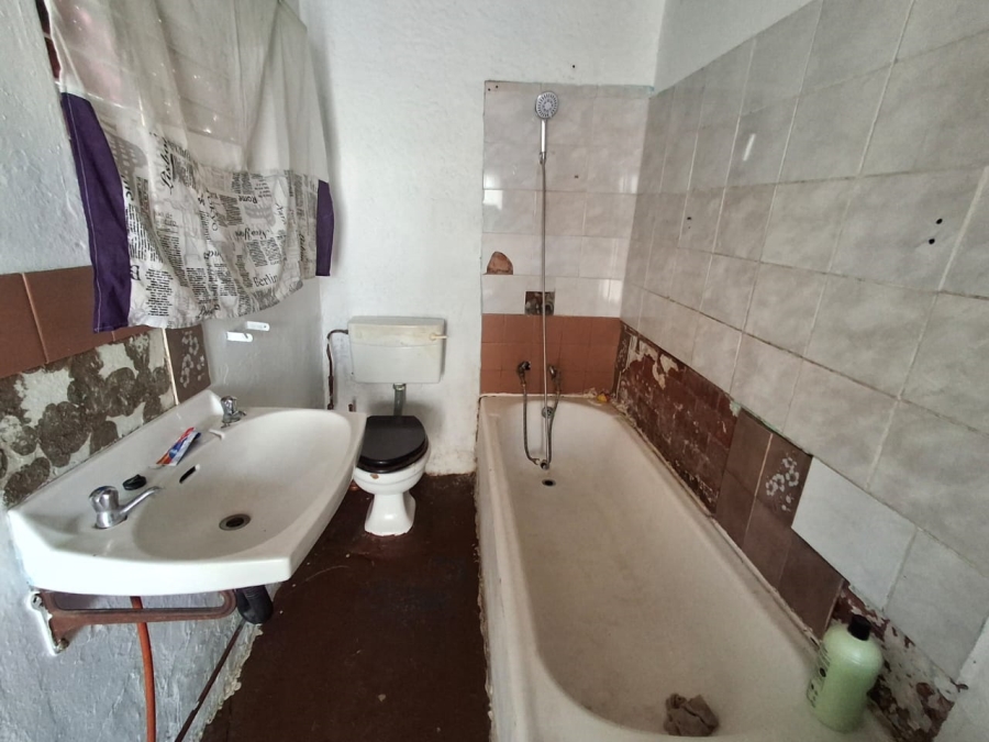 2 Bedroom Property for Sale in Brakpan Central Gauteng