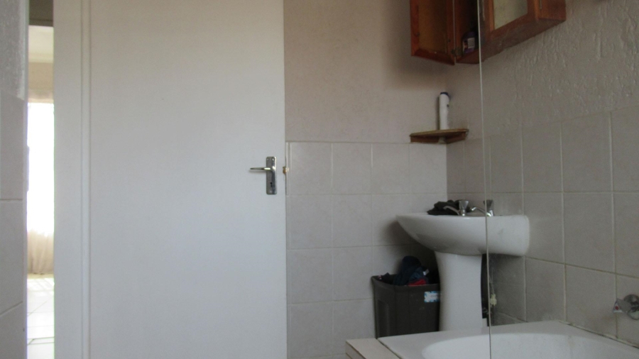 3 Bedroom Property for Sale in Buccleuch Gauteng