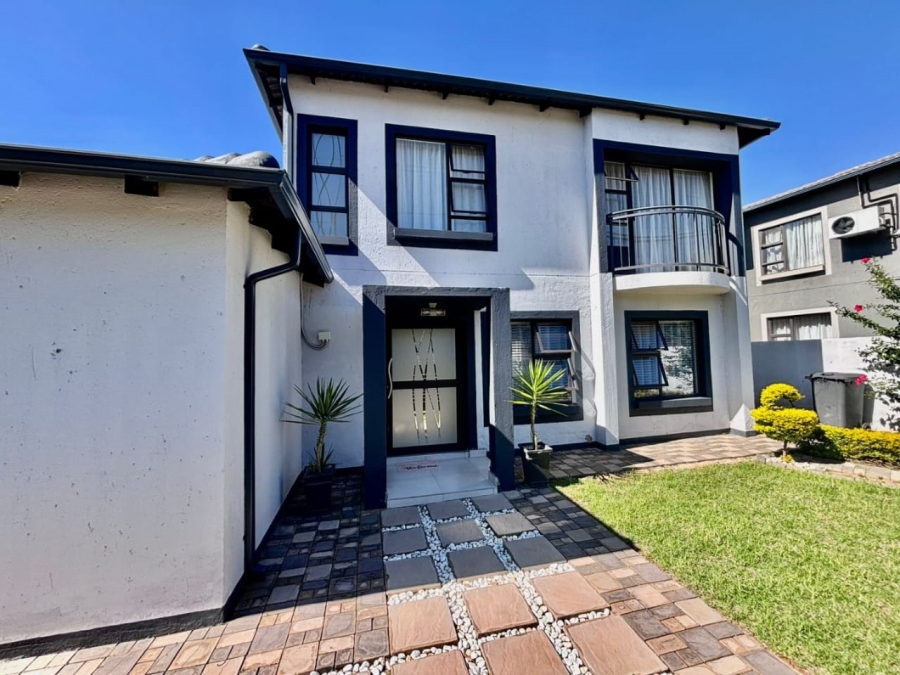 3 Bedroom Property for Sale in Amandasig Gauteng