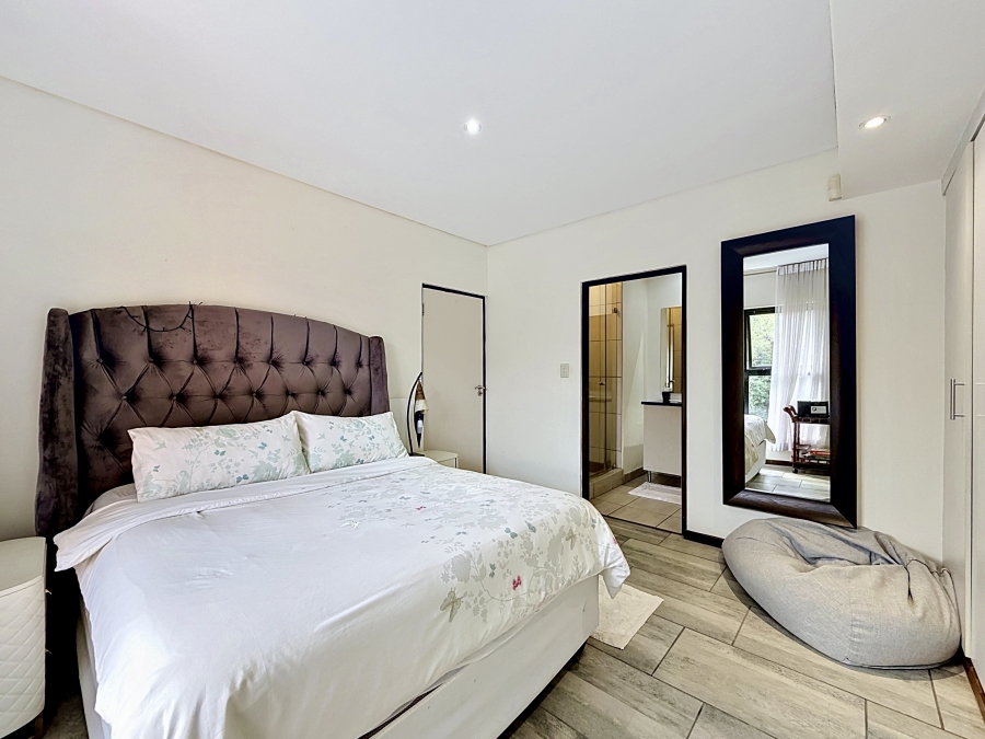 2 Bedroom Property for Sale in Lombardy Estate Gauteng