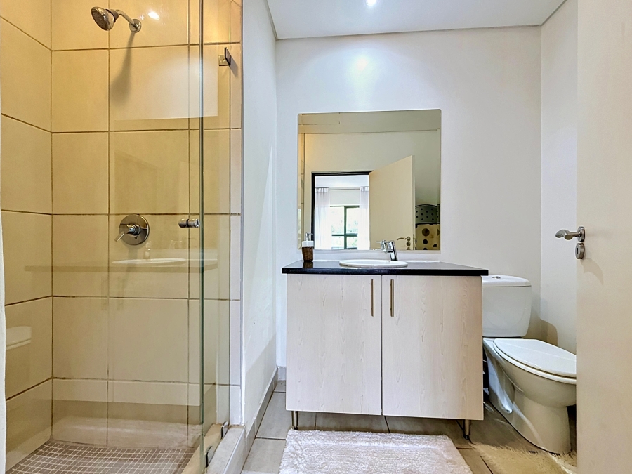 2 Bedroom Property for Sale in Lombardy Estate Gauteng