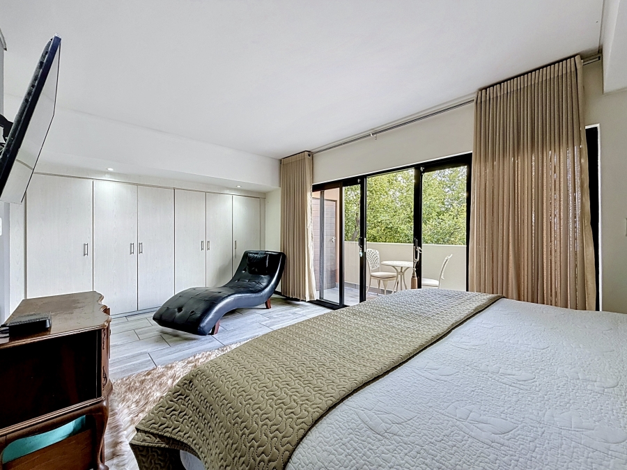 2 Bedroom Property for Sale in Lombardy Estate Gauteng