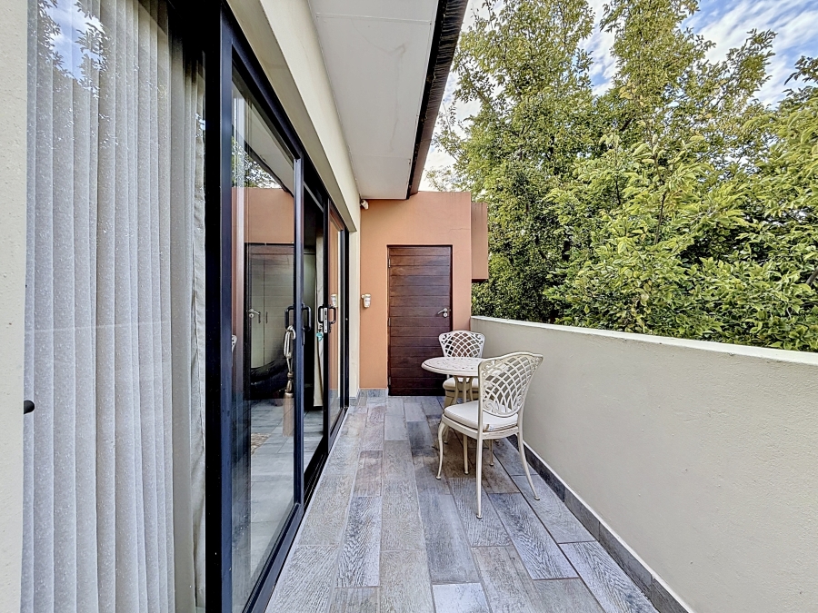 2 Bedroom Property for Sale in Lombardy Estate Gauteng