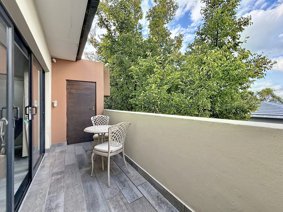 2 Bedroom Property for Sale in Lombardy Estate Gauteng