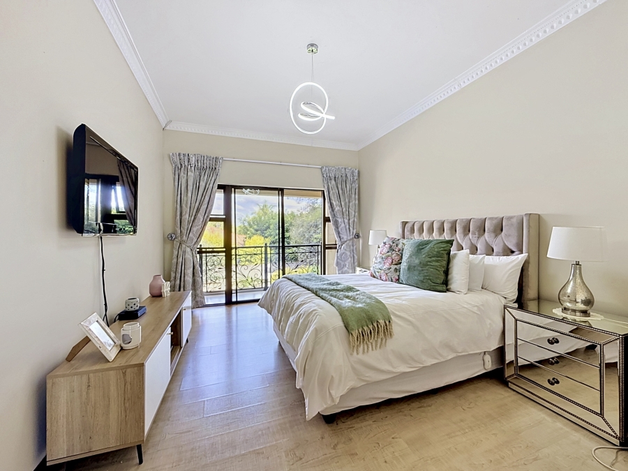5 Bedroom Property for Sale in Willow Acres Gauteng