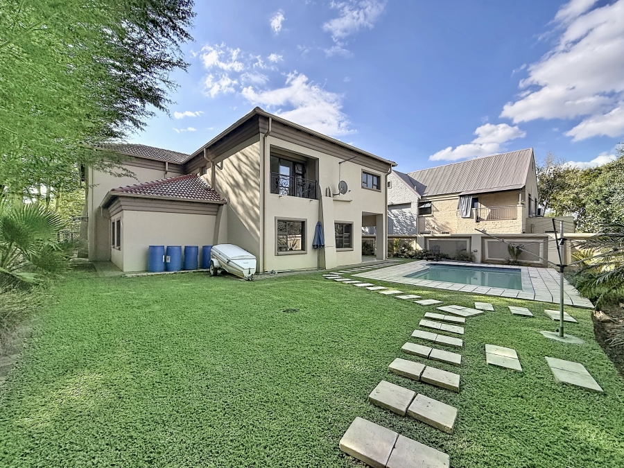 5 Bedroom Property for Sale in Willow Acres Gauteng
