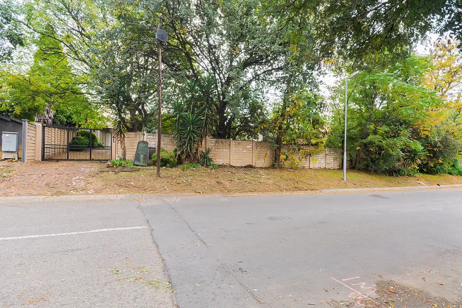 3 Bedroom Property for Sale in Buccleuch Gauteng