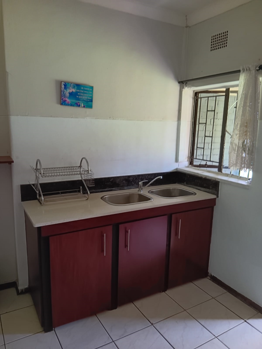 4 Bedroom Property for Sale in Vanderbijlpark Cw 6 Gauteng