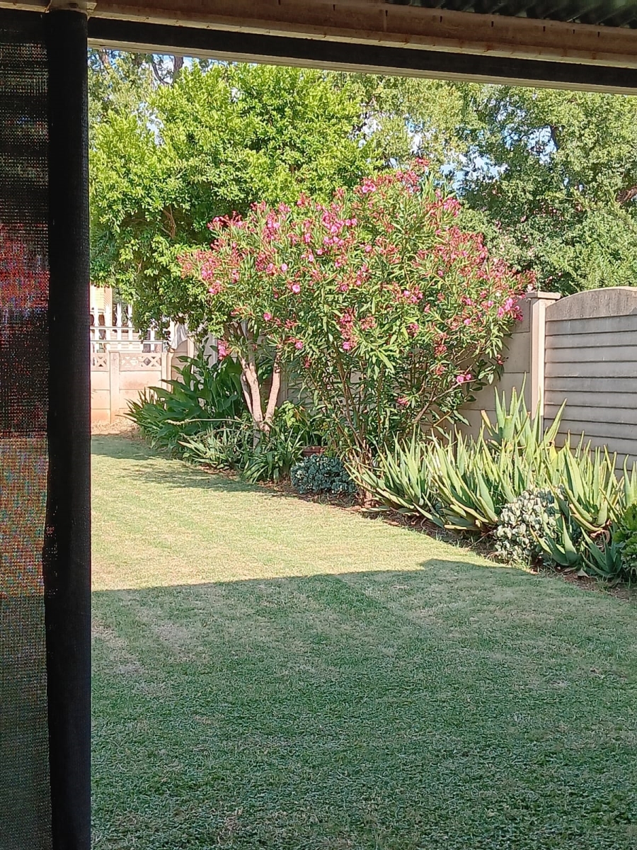 4 Bedroom Property for Sale in Vanderbijlpark Cw 6 Gauteng