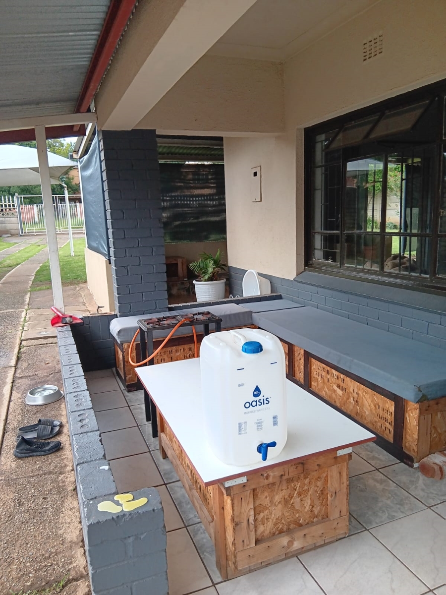 4 Bedroom Property for Sale in Vanderbijlpark Cw 6 Gauteng