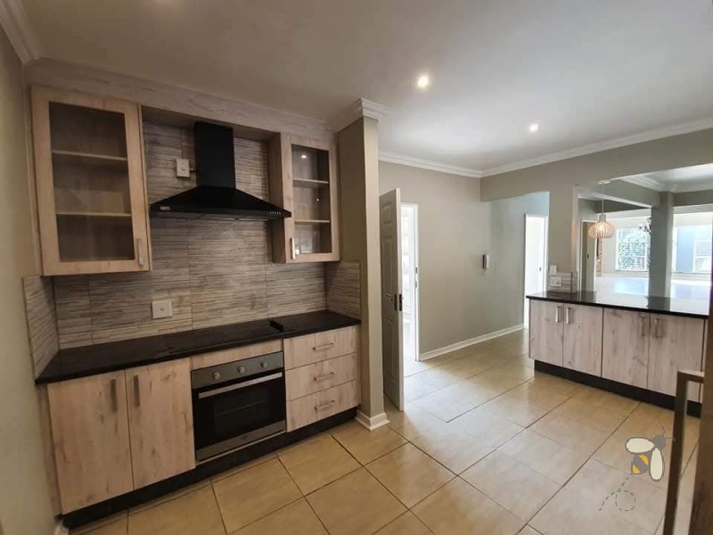 6 Bedroom Property for Sale in Freeway Park Gauteng